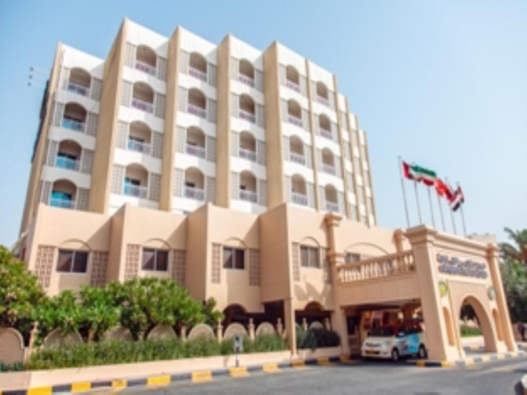 Sharjah Carlton Hotel Exterior photo